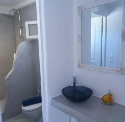 Blue Waves Mykonos *